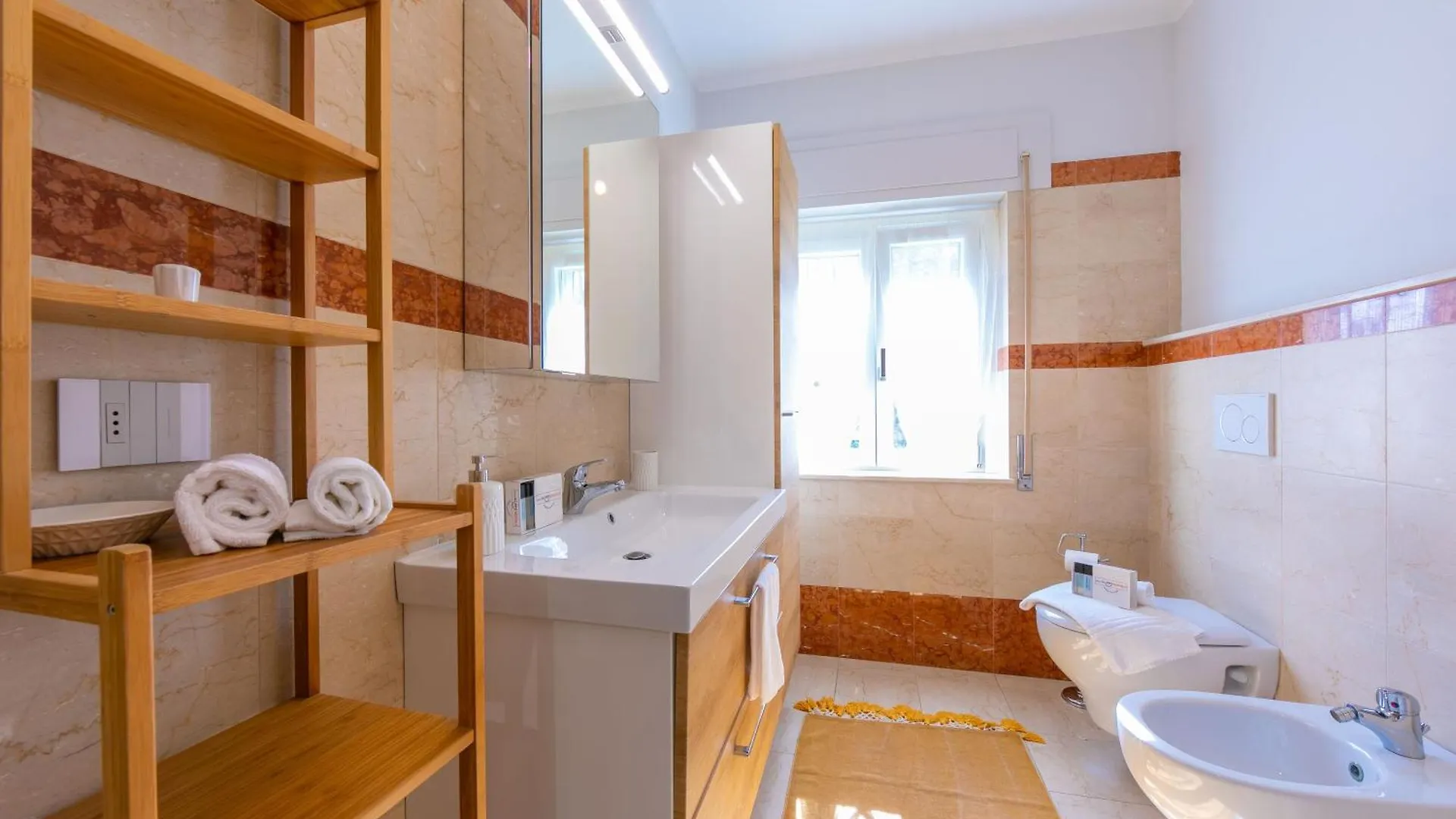 Villa Giulietta Private Pool - Happy Rentals Gemonio 0*,  Italy